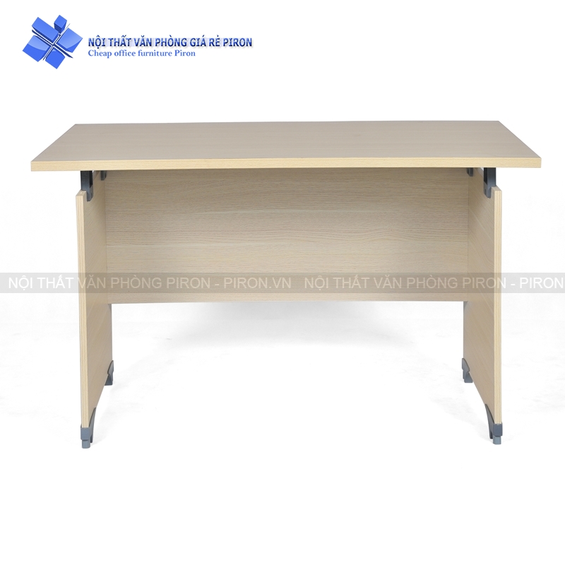 Bàn nhân viên fami BG2